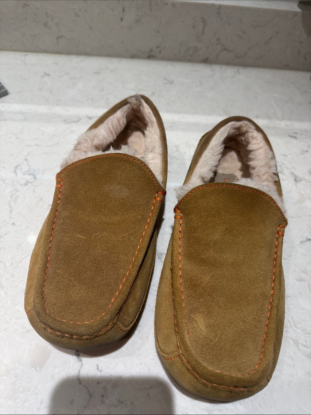 Ugg Slippers Men Size 9